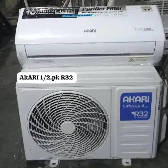 Ac 1/2 pk baru 3 bulan