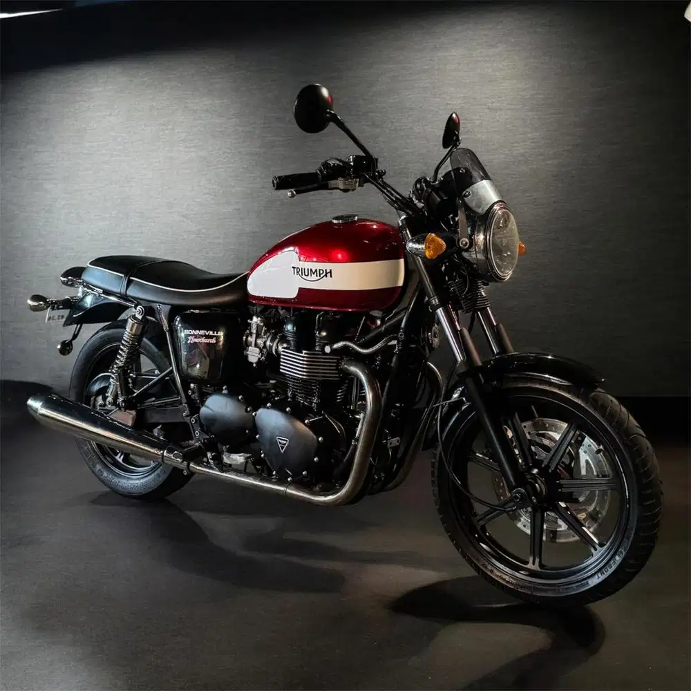 Triumph Bonneville T100 Newchurch 2016
