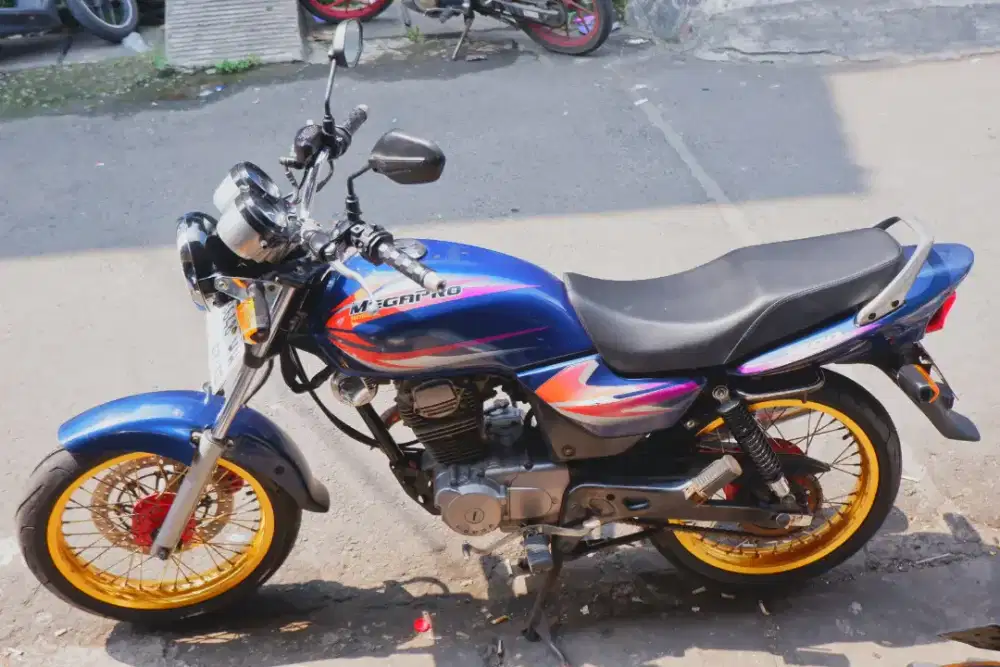 Megapro hiu rare item