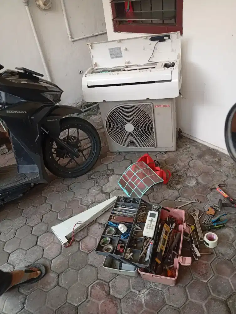 Cuci Ac & Bongkar Pasang