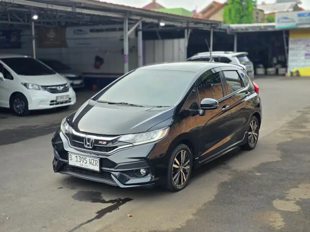 Honda Jazz RS Matic 2019 GK5 Dp 8 Juta Promo