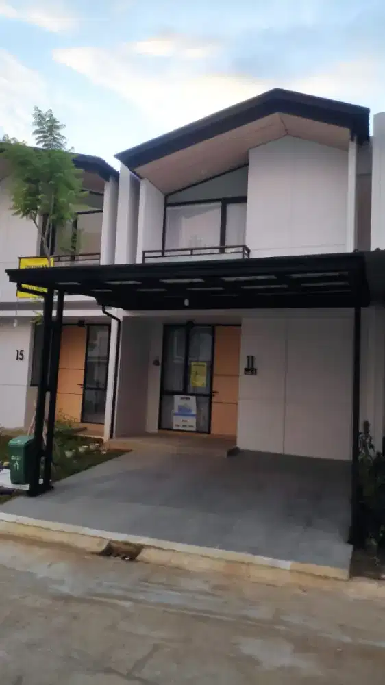 RUMAH CANTIK CENDANA COVE 3 KT 3KM DEKAT UPH