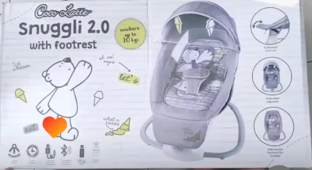 Cocolatte Snuggli 2.0 with footrest