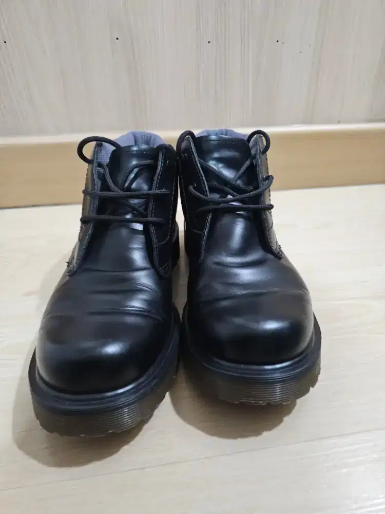 Sepatu docmart hitam original size 42 atau 8