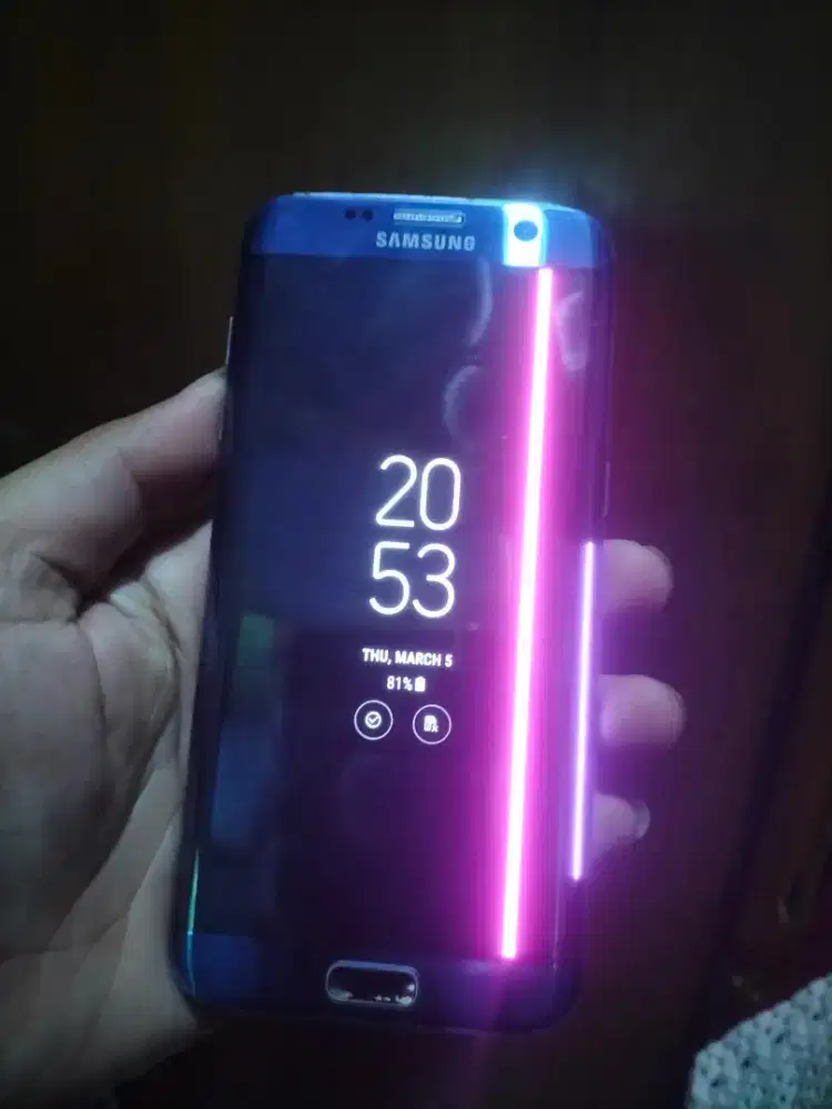 Samsung s7 edge 4/32gb minus