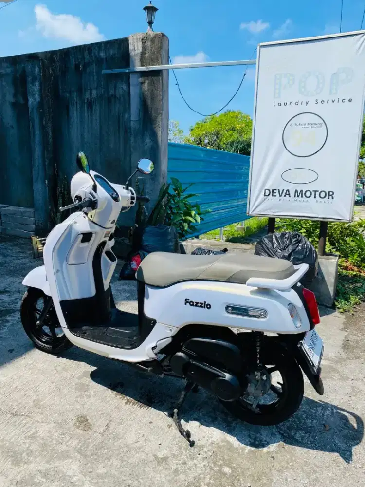 Fazzio putih 2024 Deva motor