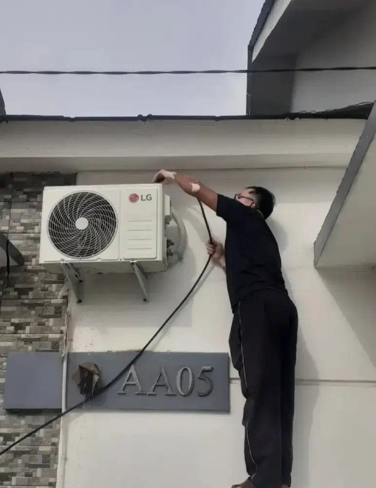 Jasa pasang AC perbaikan kulkas mesin cuci pompa air