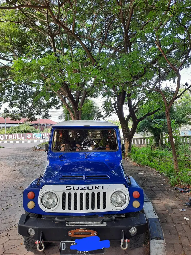 Suzuki Jimny 1981 Bensin
