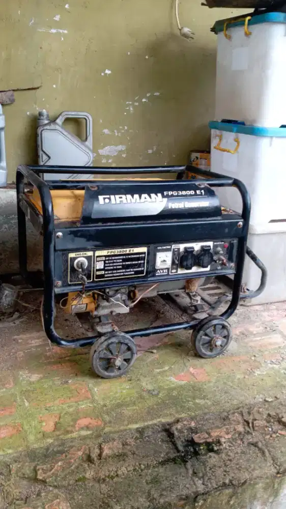 Di jual genset seperti foto