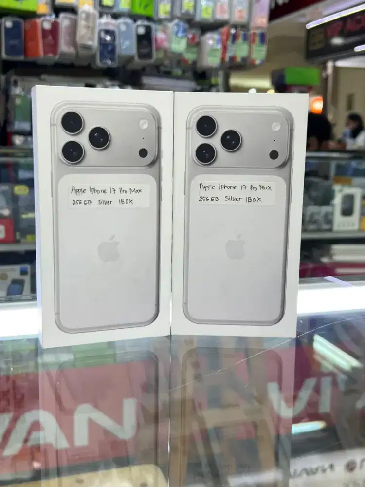 Kredit Mudah dan Cepat iPhone 17 Pro 256GB silver Proses cepat.