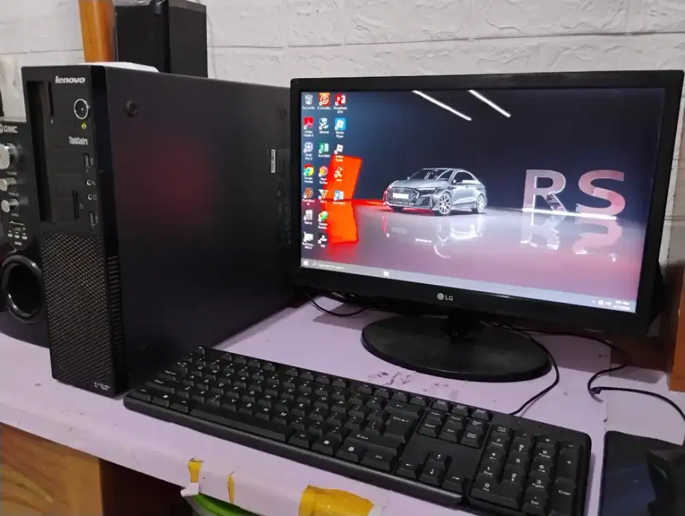Pc gaming roblox / intel core + ram 8gb + monitor 19inch / lenovo slim