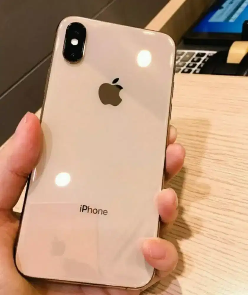 Iphone xsmax gold 256 inter