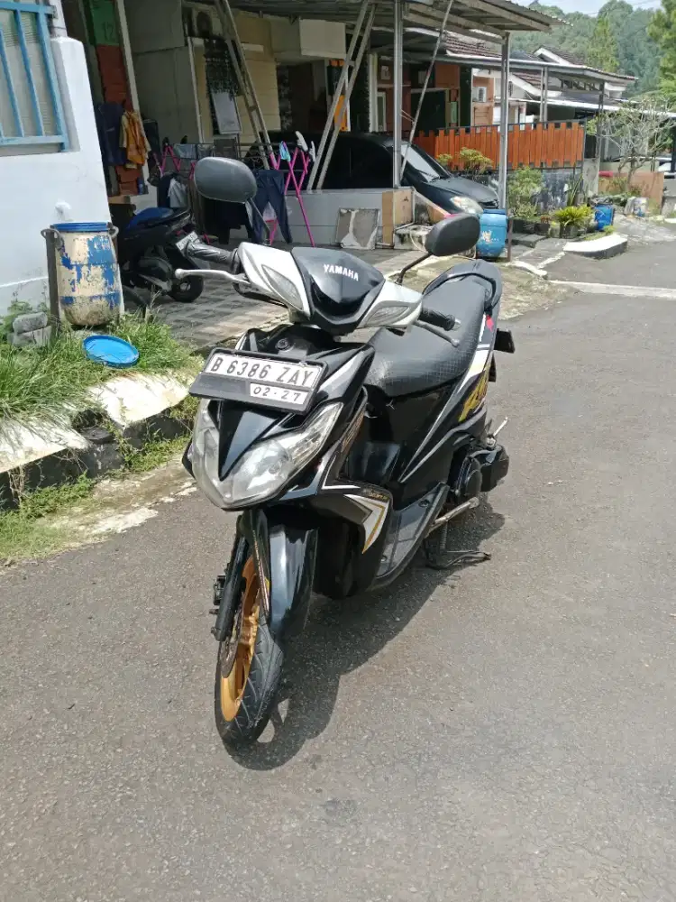 Yamaha Xeon 2012 Fi Hitam Mantul  Terawat