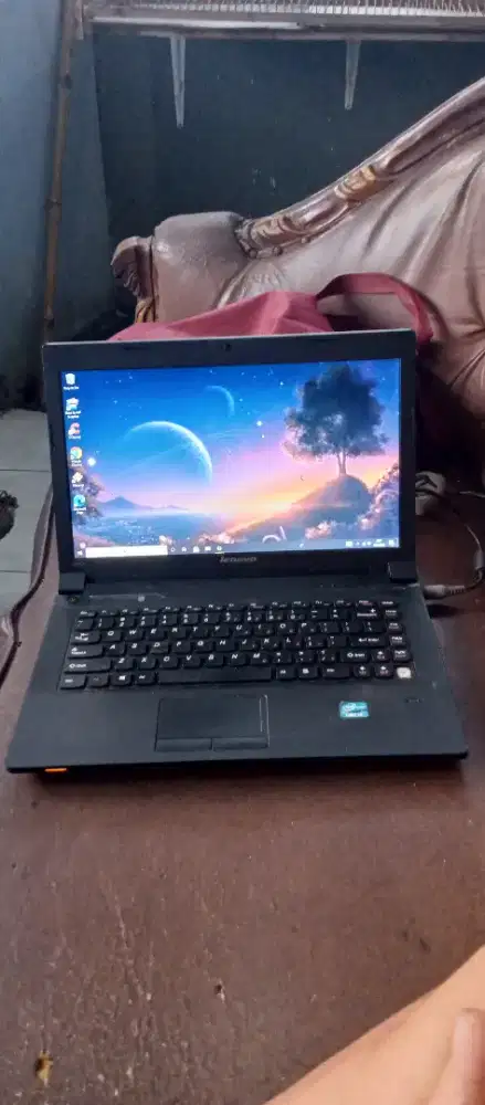Laptop Lenovo Core i3