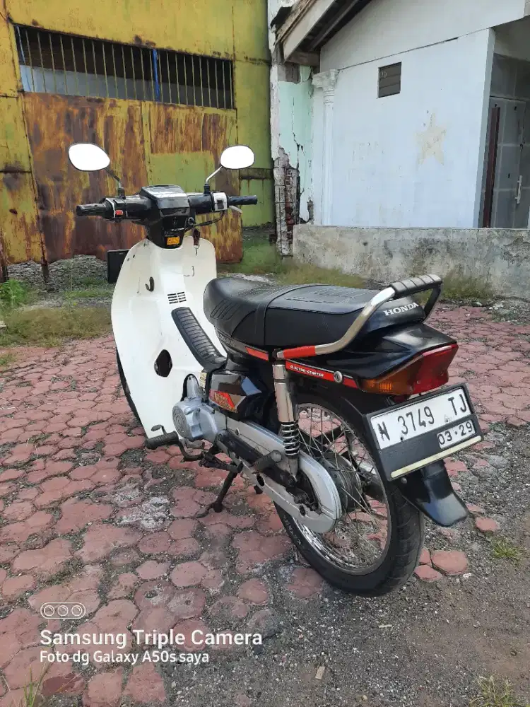Honda astrea prima 1990