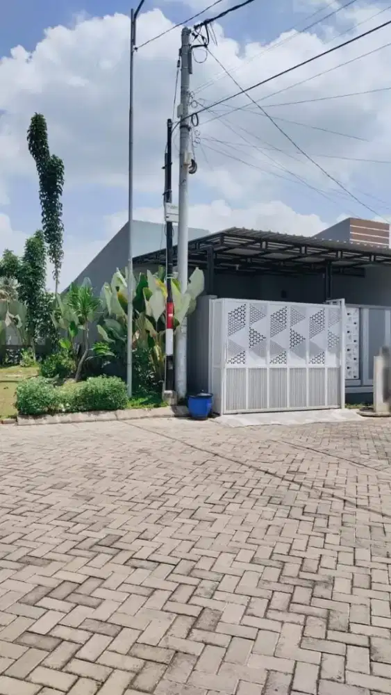 Rumah Pojok Minimalis di Bentuyun's Garden Sukorambi Jember