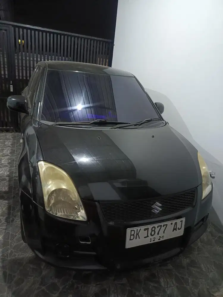 Suzuki Swift 2010 Bensin