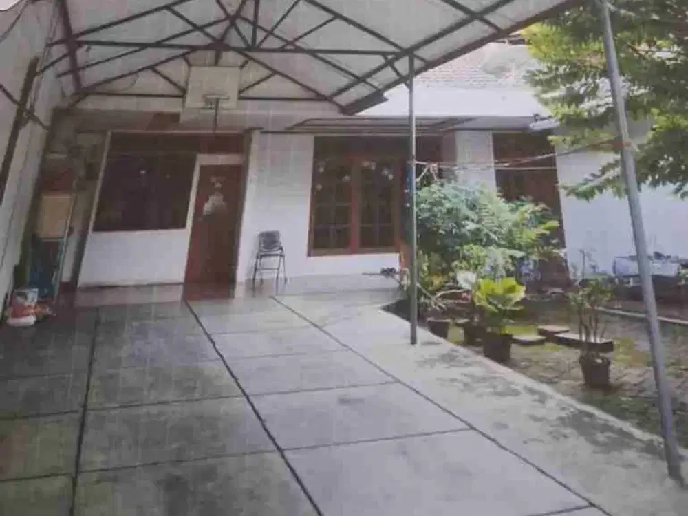 Dijual Rumah Secondary Rp. 3 M an (nego tipis) LT: 320 M2 lb: 250M2