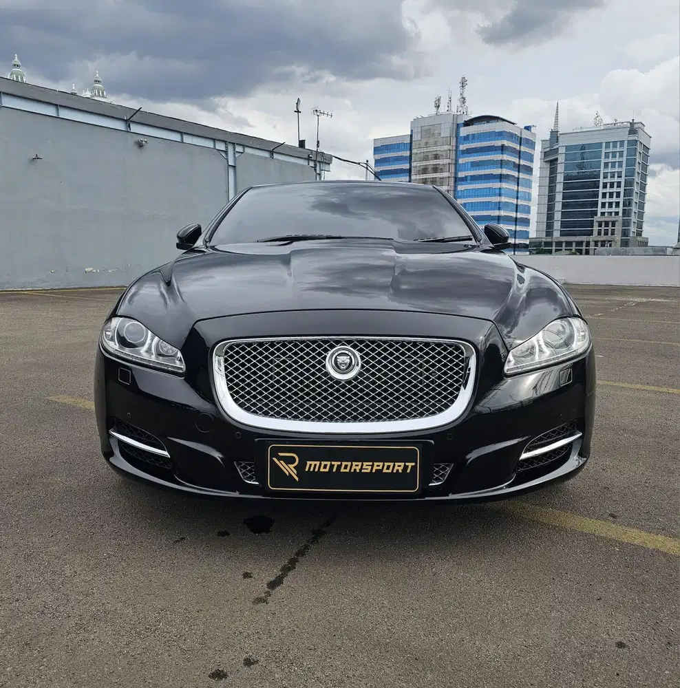 (ODO: 20rb) Jaguar XJL 2011 5.0 Supercharged low km
