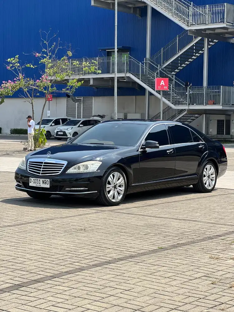 Mercedes-Benz S350 2010 Bensin