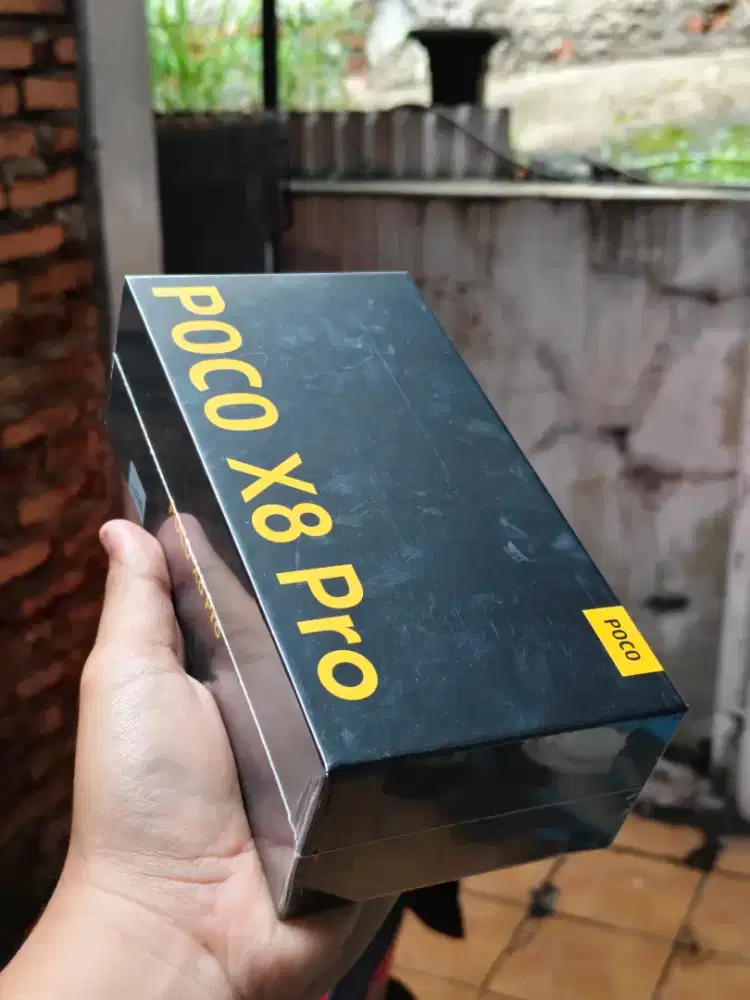 Poco X8 Pro 12/512 White Segel