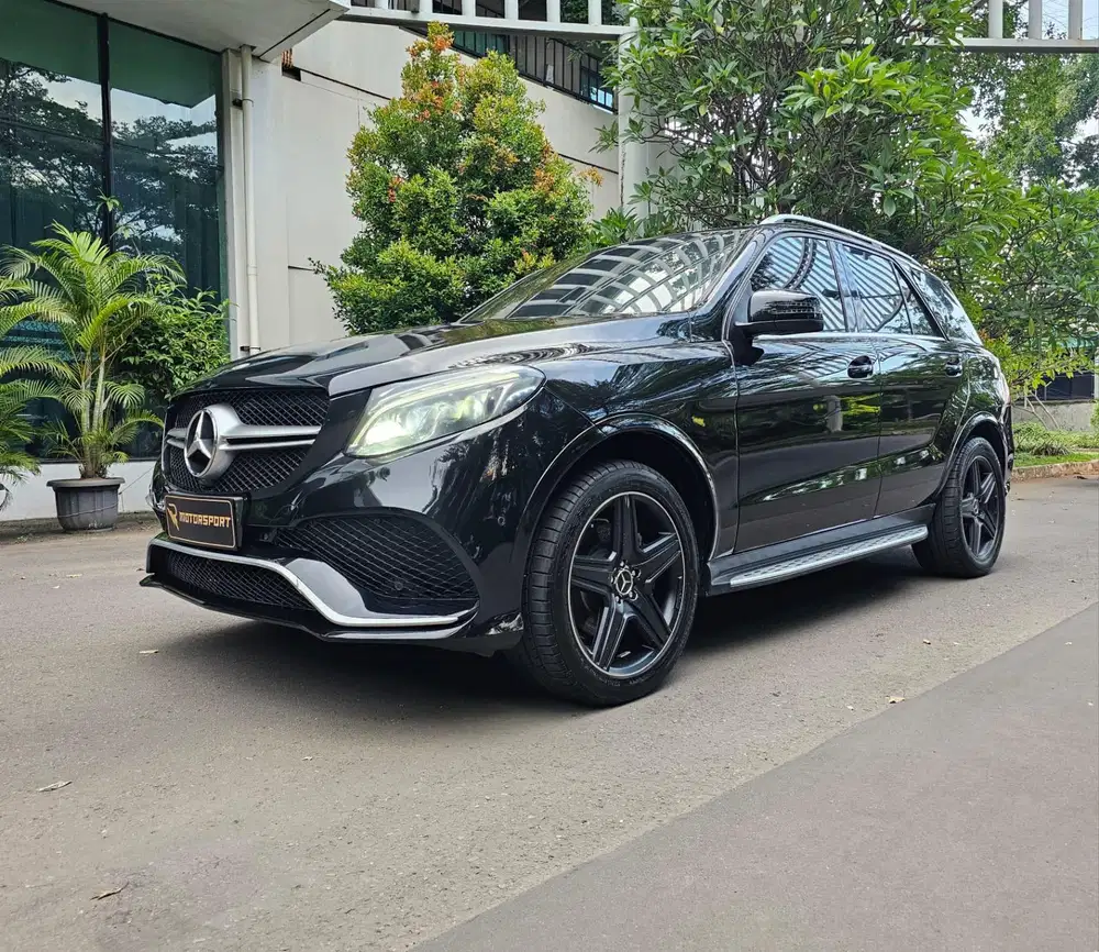 Mercedes Benz ML350 AMG 2012 low km mercy ml 350