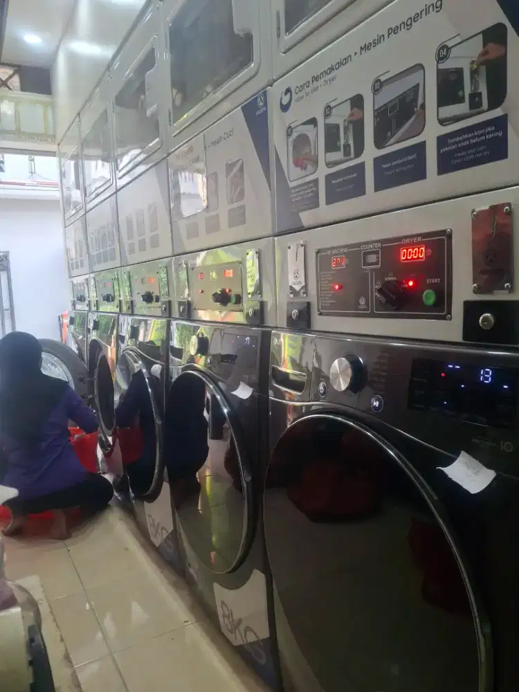 SEGERA DIBUTUHKAN KARYAWATI LAUNDRY