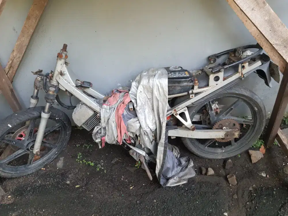 Suzuki Satria Bangkai