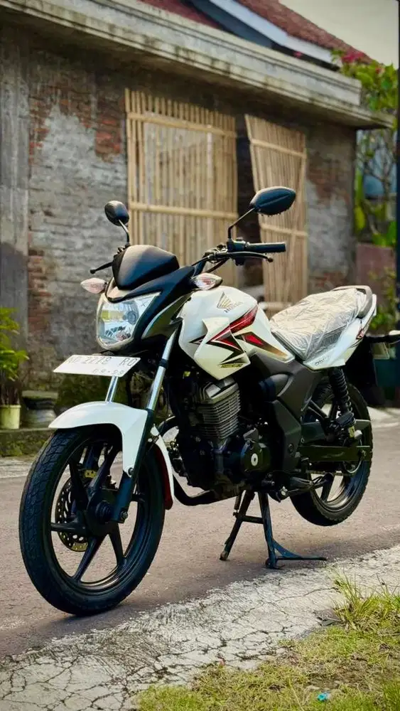 HONDA VERZA ALBINO ASLI VELG RACING