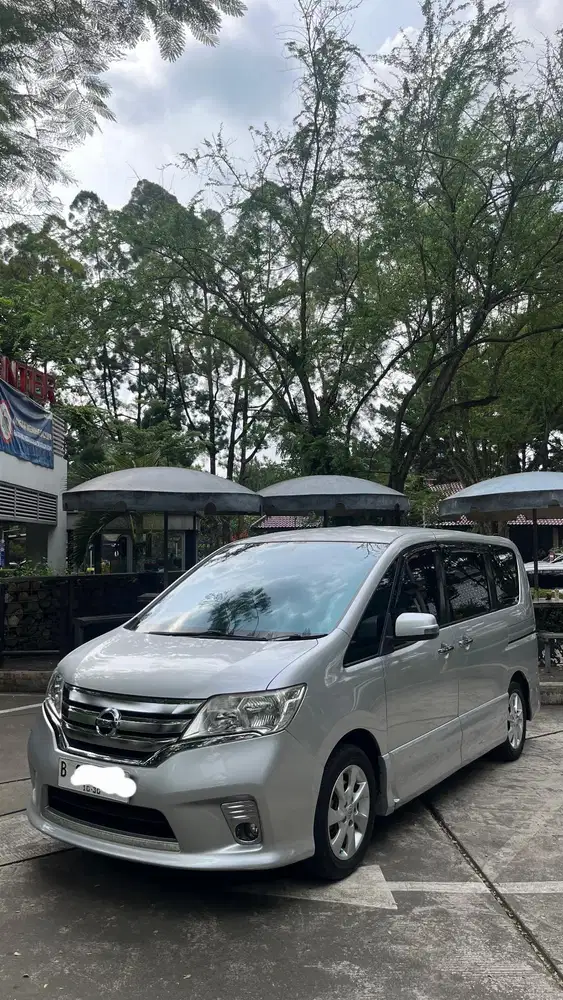 Nissan Serena 2013 Bensin