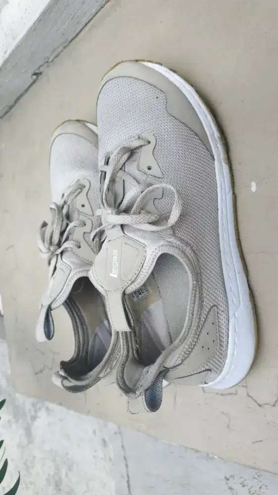 Sepatu Legas ukuran 46 Pria kondisi Super Bagus