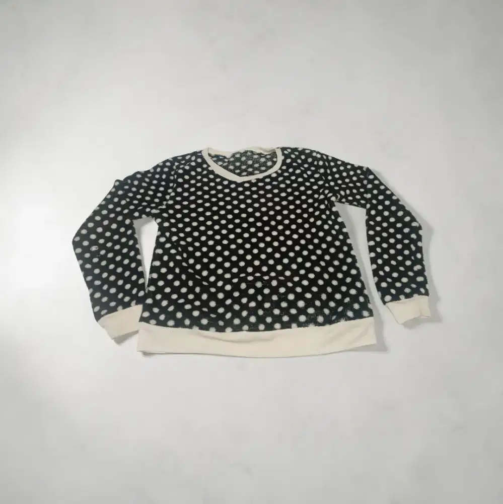 Sweeter lembut berbulu