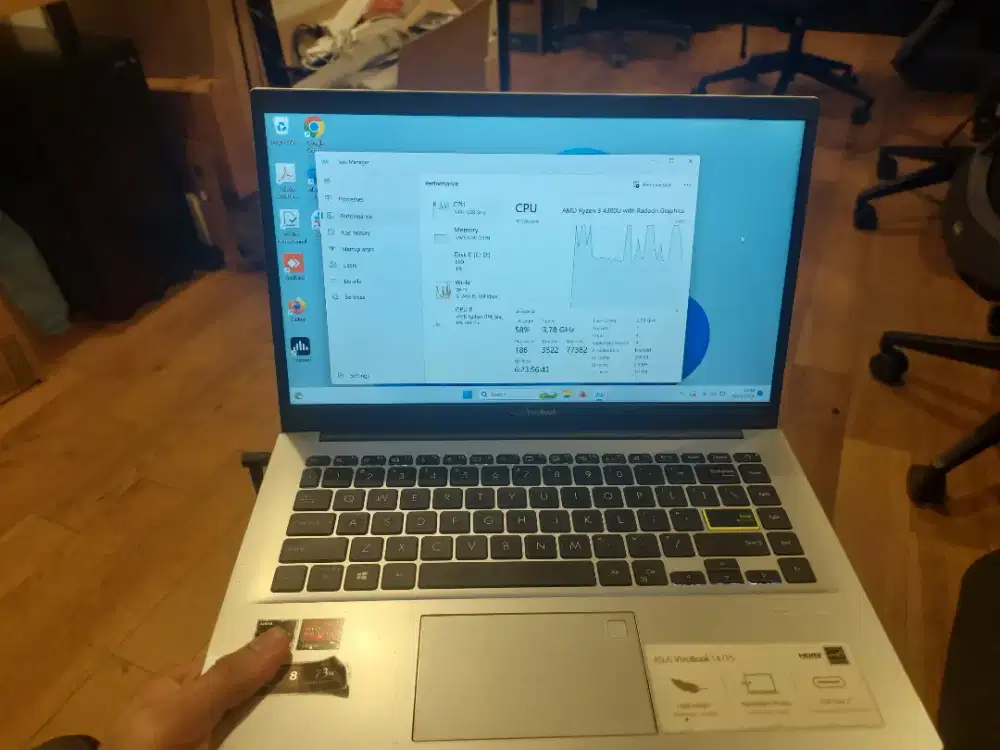 Asus Vivobook X421IAY Ryzen 3 4300U 8/512