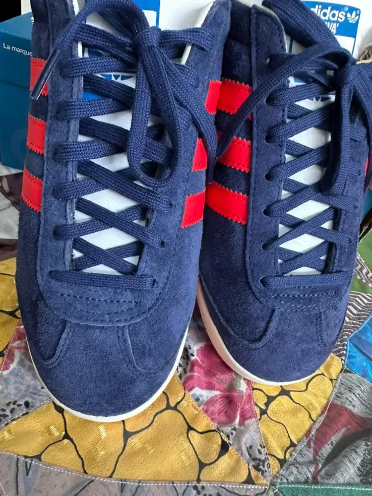 Sepatu Adidas Java
