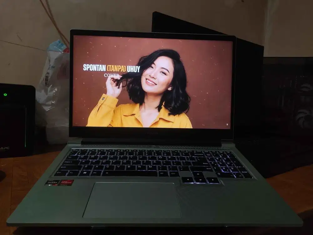 Dijual Laptop Advan Pix War