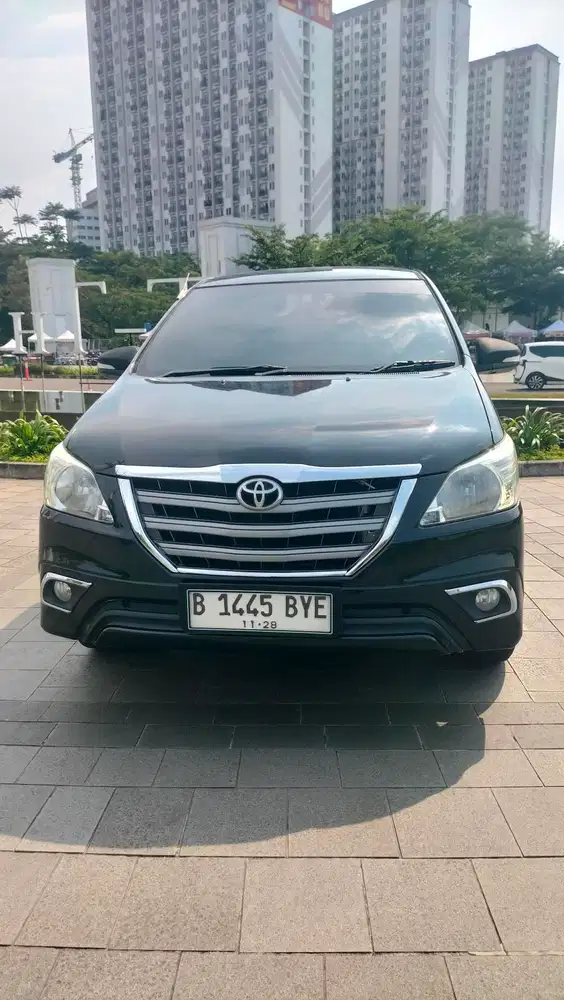 Toyota Kijang Innova 2013 Bensin