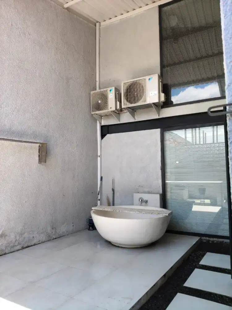 Disewakan rumah full furnished desain jepang Jl Gunung Salak Kerobokan