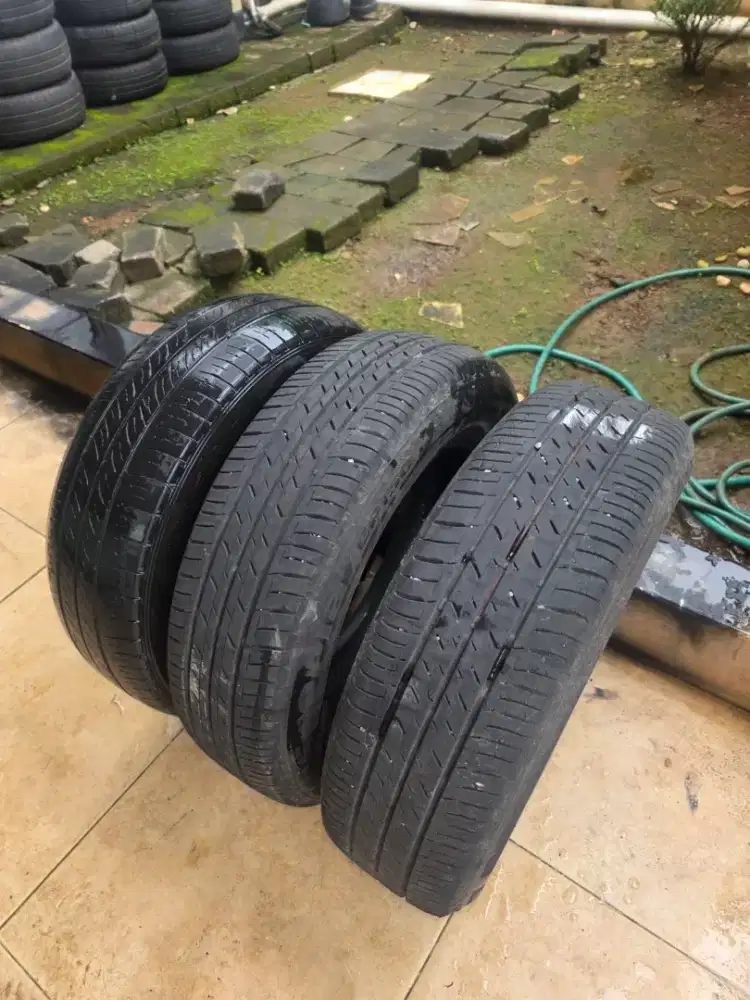 Dijual ban 3 pcs uk. 175 65 R14 copotan dari Calya