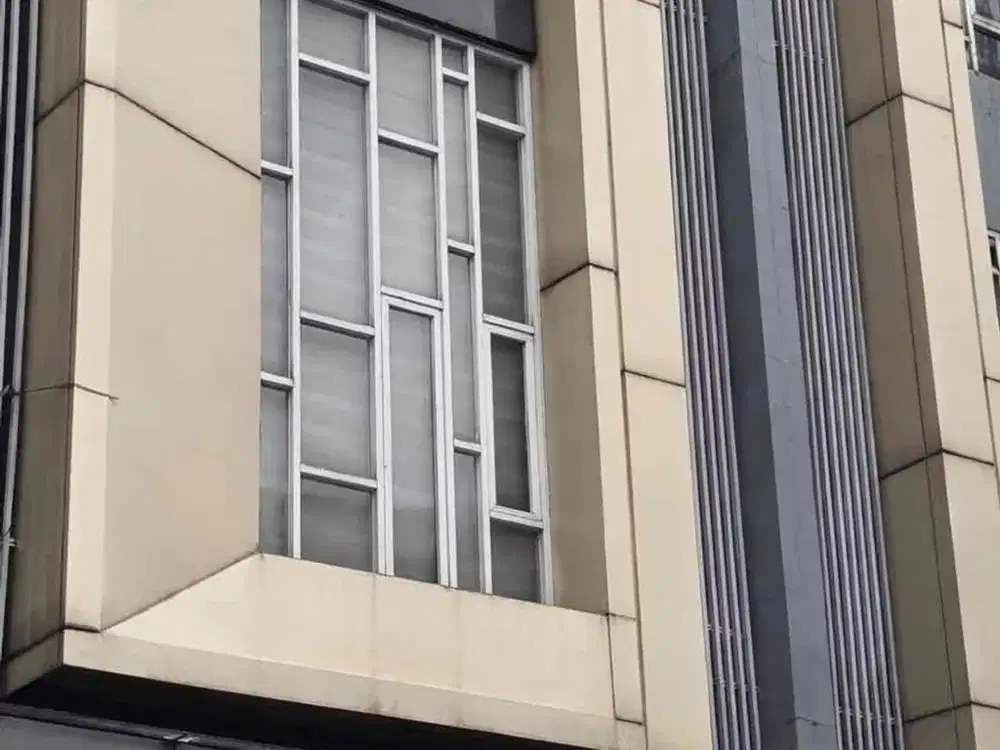 Disewakan Ruko di Cempaka Putih