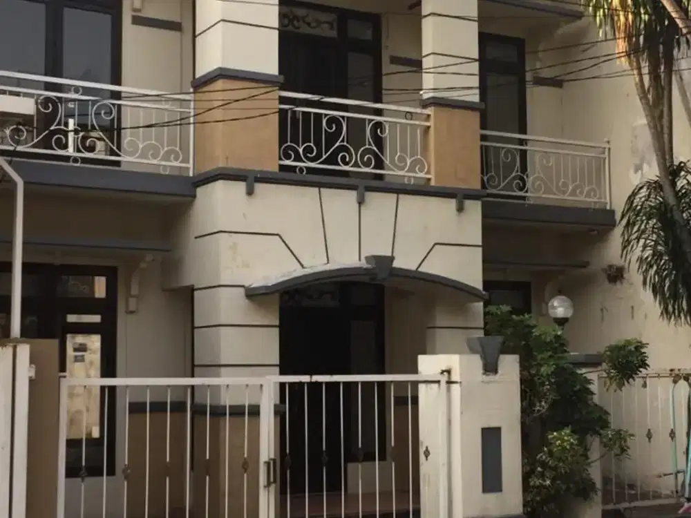 Rumah Strategis di Graha Sampurna Indah Siap Huni