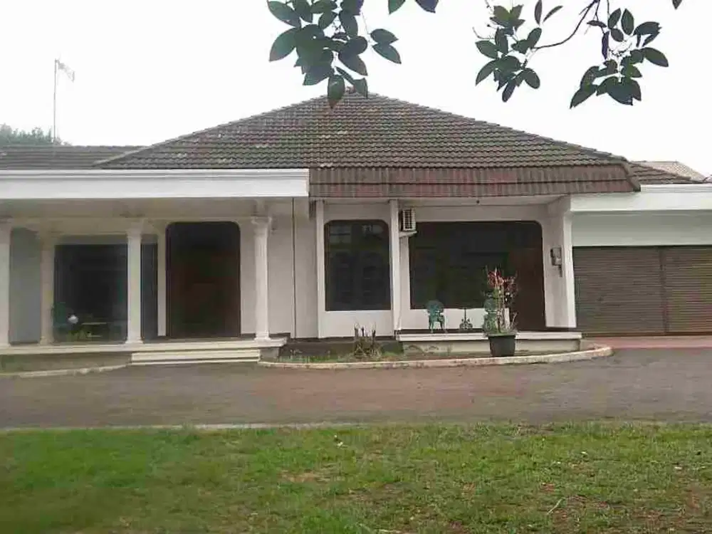 Dijual Rumah Strategis di Cipinang Muara Jatinegara Jakarta Timur