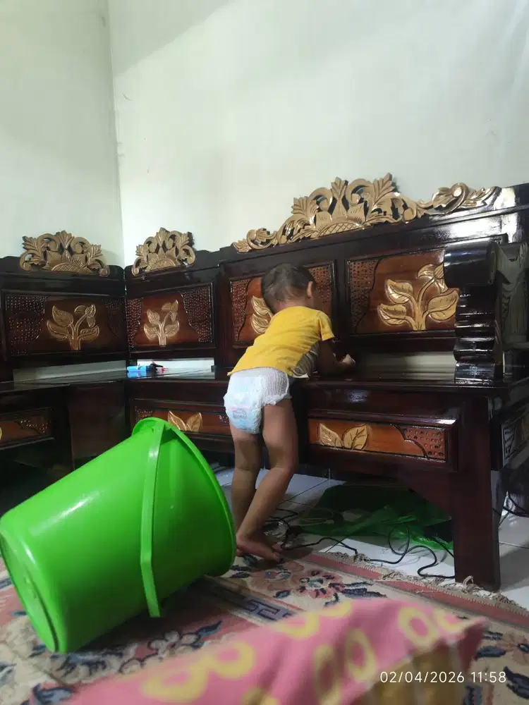 Dibutuhkan Asisten Rumah Tangga