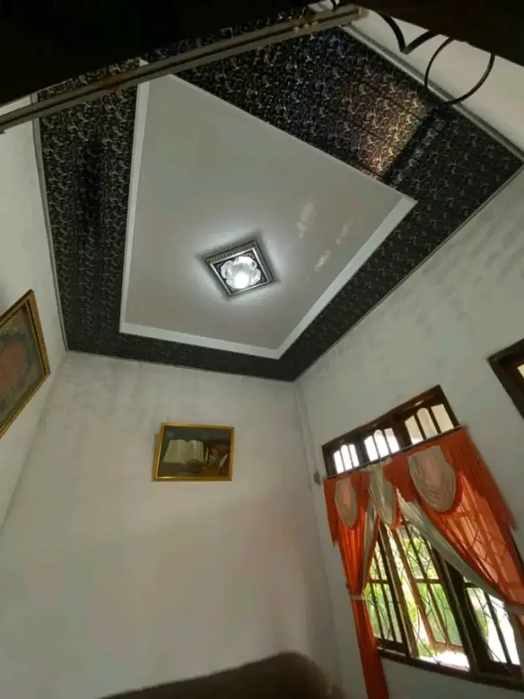 Plafon PVC bervariasi
