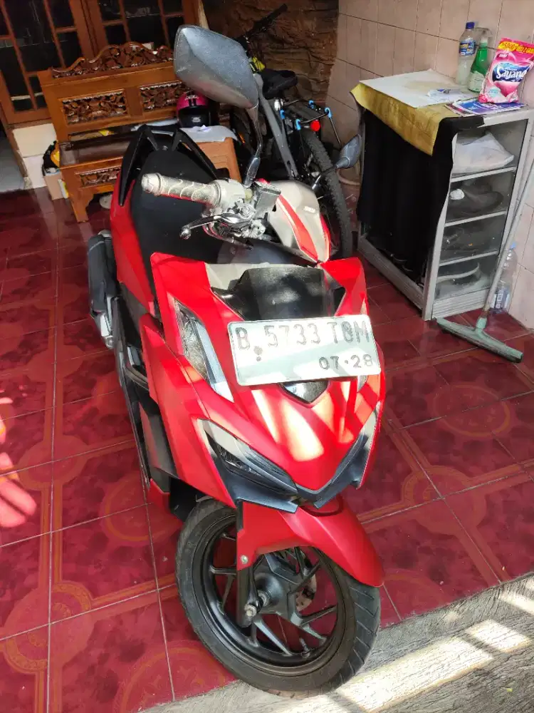 Low KM Vario 160 2023 Pajak ON