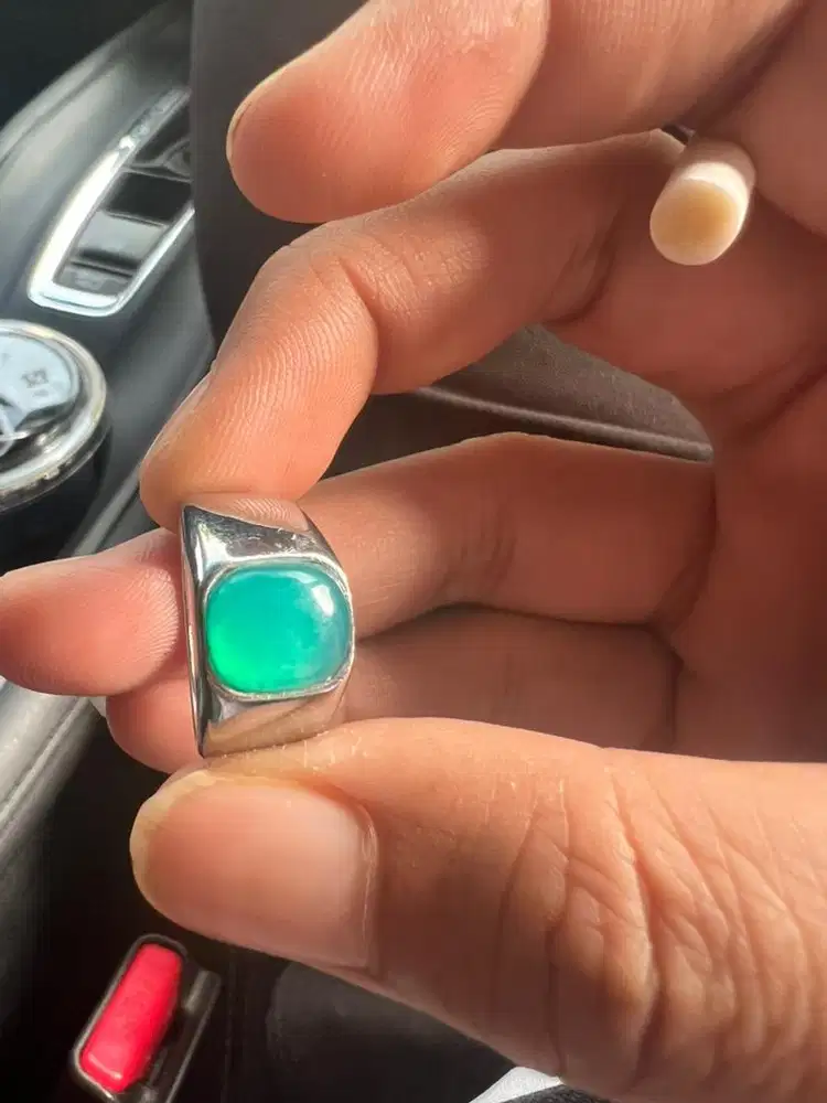 Bacan giwang size kantoran