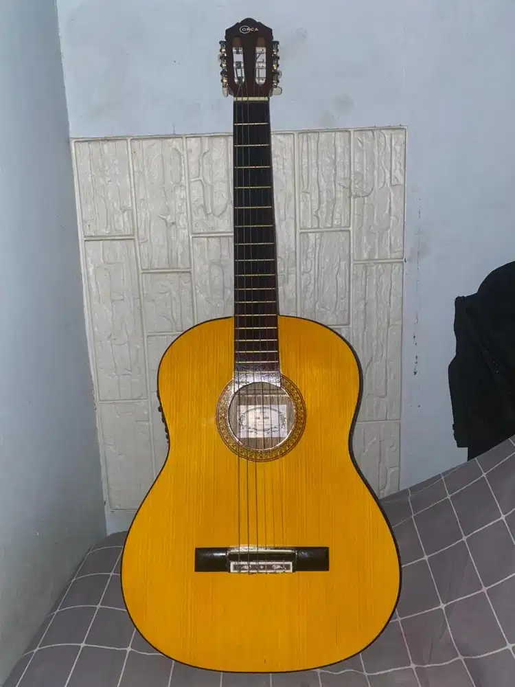 Guitar Classic by Orca