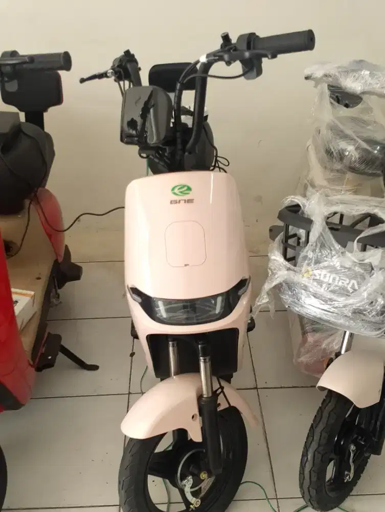 SEPEDA LISTRIK GREENTECH ( BAGUS EBIKE )
