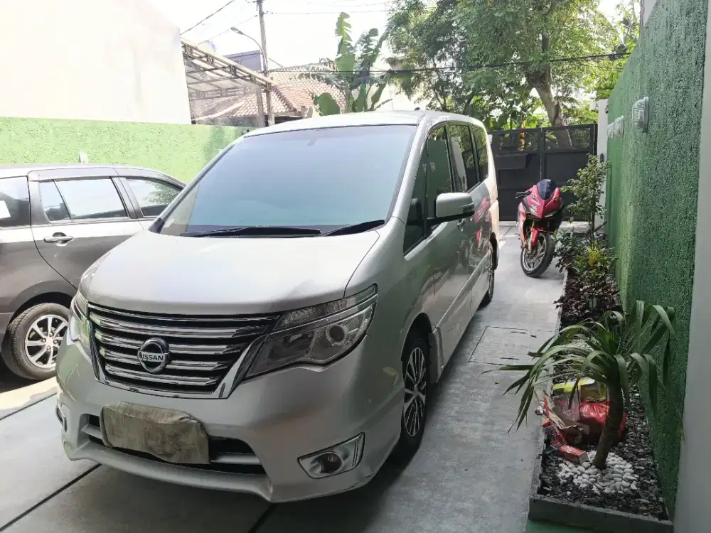 Jual cpt Nissan Serena HWS 2016 Cakep