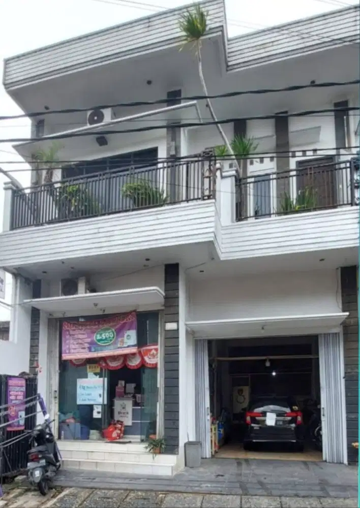 Ruko 3 Lantai Kebantenan III – Siap Usaha & Hunian, Semper Timur