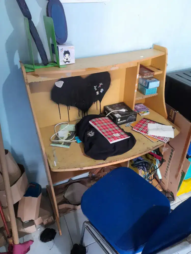 Meja belajar + kursi